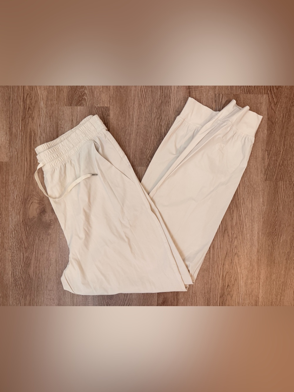 Old Navy Active Cream Lightweight Joggers